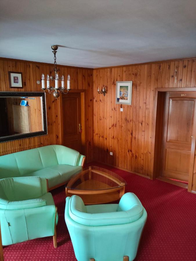 Delfin Bed & Breakfast Mielno  Eksteriør bilde