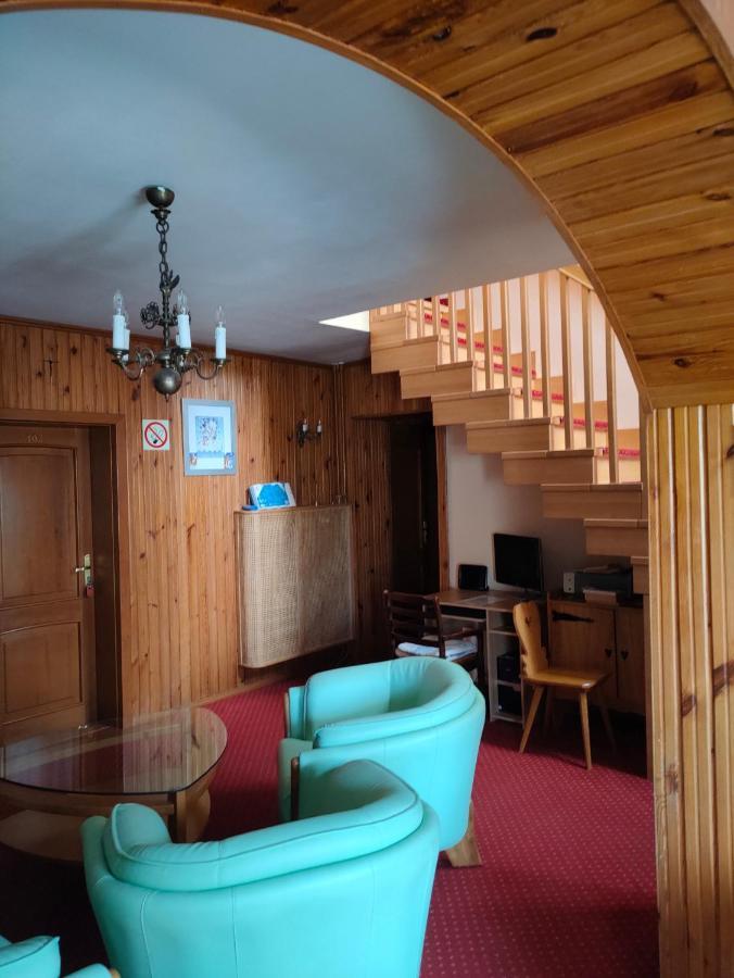 Delfin Bed & Breakfast Mielno  Eksteriør bilde
